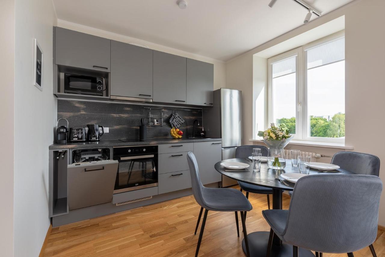 Old Town Luxury Penthouse Apartment With Emajogi View Tartu Luaran gambar